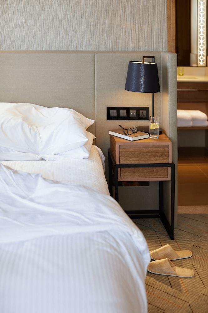 Mysk Al Mouj Hotell
